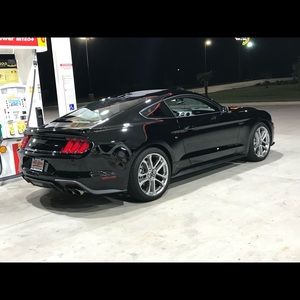 Meet your Posher, Mark